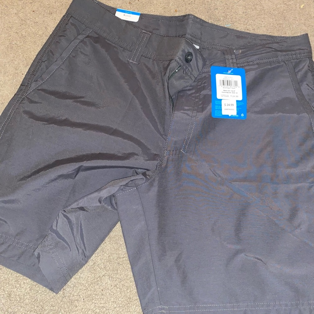 Columbia grey shorts. Size 34. Never worn. NWT